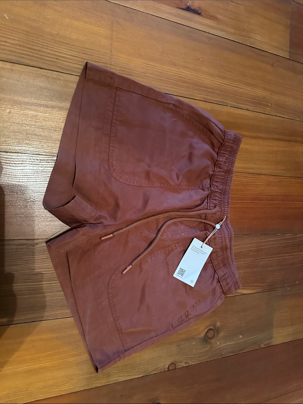 Vintage Wash Tencel
Utility Shorts
